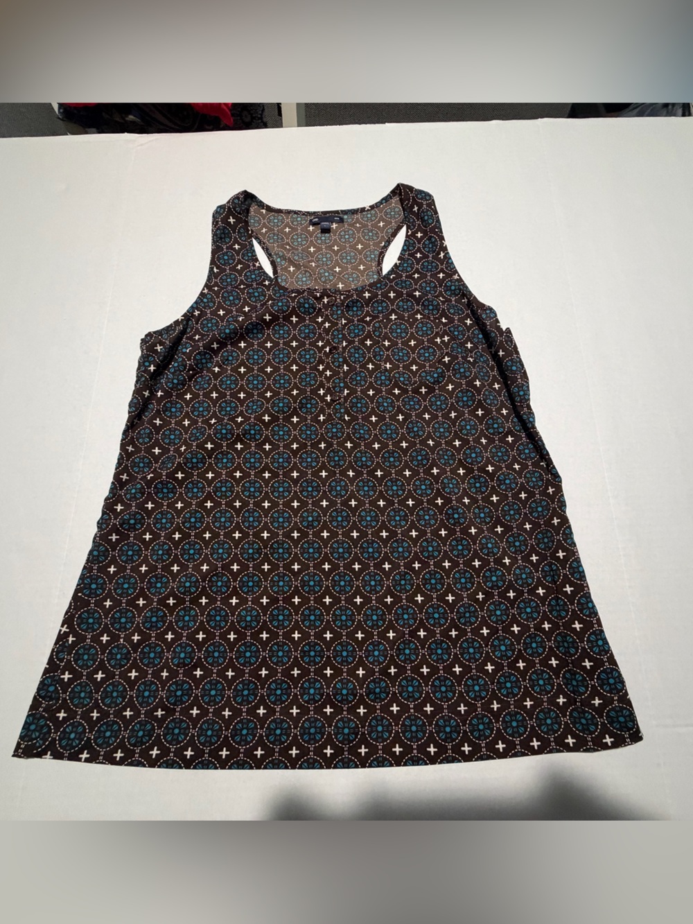 GAP Black Geometric Print Racerback Tank with Teal Accents‎